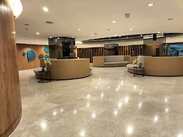 Shore2 Residences Tower2