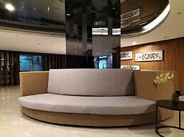 Shore2 Residences Tower2