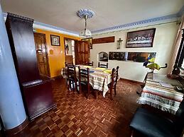 Hostal Taxo Yura