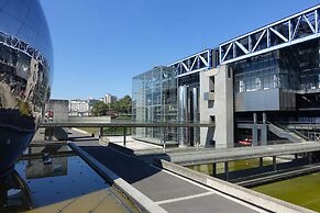 F2 Paris 19ème - La Villette & Stade