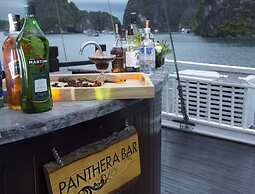 Hera Grand Luxury Cruise Ha Long Bay