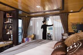 Hera Grand Luxury Cruise Ha Long Bay
