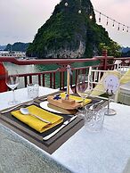 Amanda Cruise on Ha Long Bay