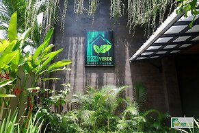 Casa Verde Guesthouse