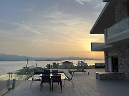 Theologos Views