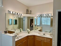 Grand Fabulous 4BR Pool Home Near Disney