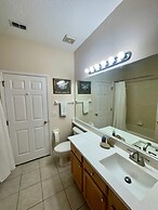 Grand Fabulous 4BR Pool Home Near Disney