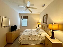 Grand Fabulous 4BR Pool Home Near Disney