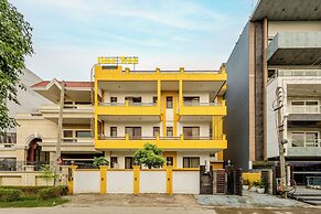 Lime Tree Premier Near Medanta Medicity