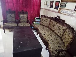 SPOT ON 94042 Homestay Rungkut Syariah