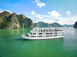 Hera Classic Boutique Cruise Ha Long Bay