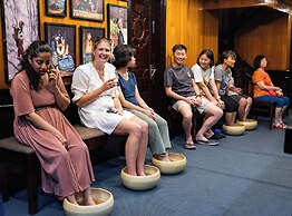 Hera Classic Boutique Cruise Ha Long Bay