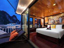 Hera Classic Boutique Cruise Ha Long Bay
