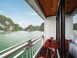 Hera Classic Boutique Cruise Ha Long Bay