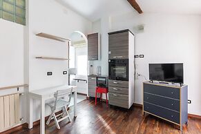 Studio Malcontenti con terrazzo