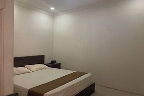 OYO 94020 Lia Kost Syariah Near Perkuburan bontonompo kahar muzakkar