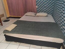 OYO 94022 Guest House Ayomi Syariah