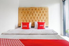 OYO 94049 Pondok Accilia