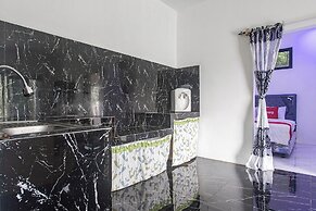 OYO 94049 Pondok Accilia