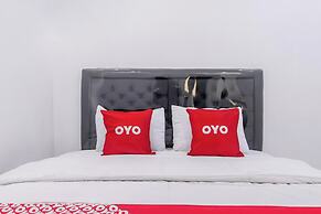 OYO 94049 Pondok Accilia