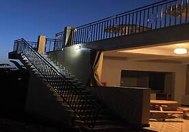 Stevalyn's Ridge View Lodge