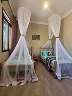 Stevalyn's Ridge View Lodge