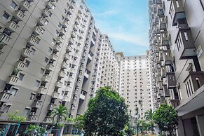 OYO 94052 Apartement Gateway Cicadas by Guling Property