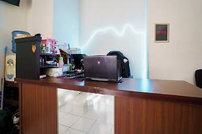 OYO 94052 Apartement Gateway Cicadas by Guling Property