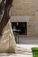 Palazzo Zimara Boutique Hotel