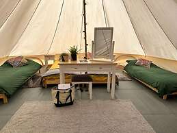 Walltree House Glamping - Cozy Glamping Experience