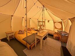 Walltree House Glamping - Cozy Glamping Experience