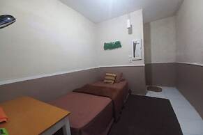 SPOT ON 94051 Mekar Guest House Syariah