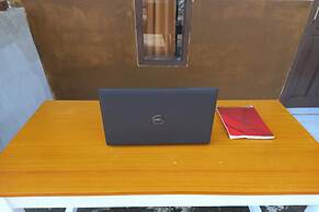 SPOT ON 94051 Mekar Guest House Syariah