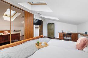 Asnyka Apartment Cracow by Renters