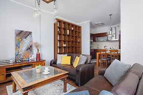 Asnyka Apartment Cracow by Renters