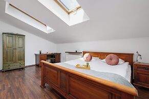 Asnyka Apartment Cracow by Renters