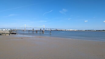 Greenhithe Flat-kent- 20 Mins to London-petsok