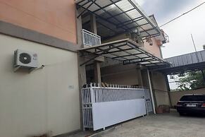 OYO 94021 Guest House Pak Eman