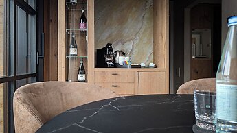 Mo.he Boutique Hotel