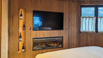 Mo.he Boutique Hotel