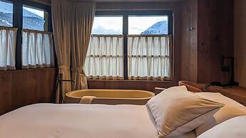 Mo.he Boutique Hotel