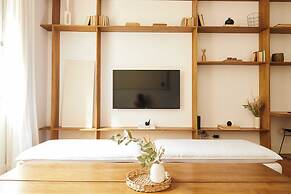 Hestia at Historic Building in Recoleta