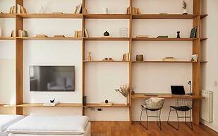 Hestia at Historic Building in Recoleta