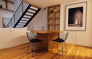 Hestia at Historic Building in Recoleta