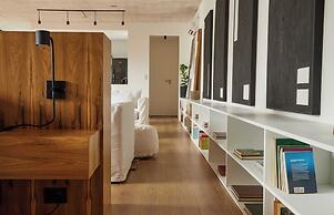 Hestia at Historic Building in Recoleta