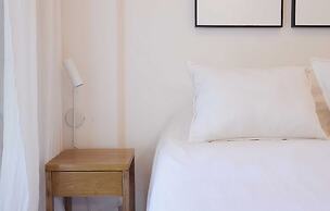 Hestia at Historic Building in Recoleta