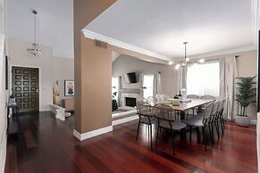 Sunny San Diego Retreat w Hot tub & Game Room