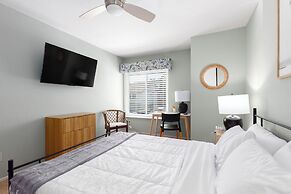 Sunny San Diego Retreat w Hot tub & Game Room