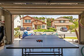Sunny San Diego Retreat w Hot tub & Game Room