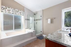 Sunny San Diego Retreat w Hot tub & Game Room